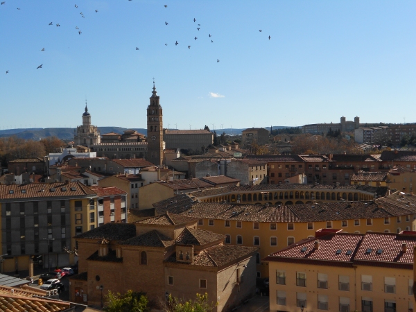 Spontaneous trip to a little city called Tarrazona one Saturday. Great way to spend a day crossing the border into Aragon and seeing all the sights, like the Cathedral and the Old Bull Ring as seen in this picture. Something to whet the appetite before the inevitable trip to Zaragoza!