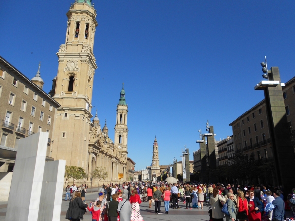 The Plaza de las Catedrales with El Pilar on the left and La Seo at the end. A lively, fabulous open space with every corner enriched by Zaragoza's  impressive history and culture.